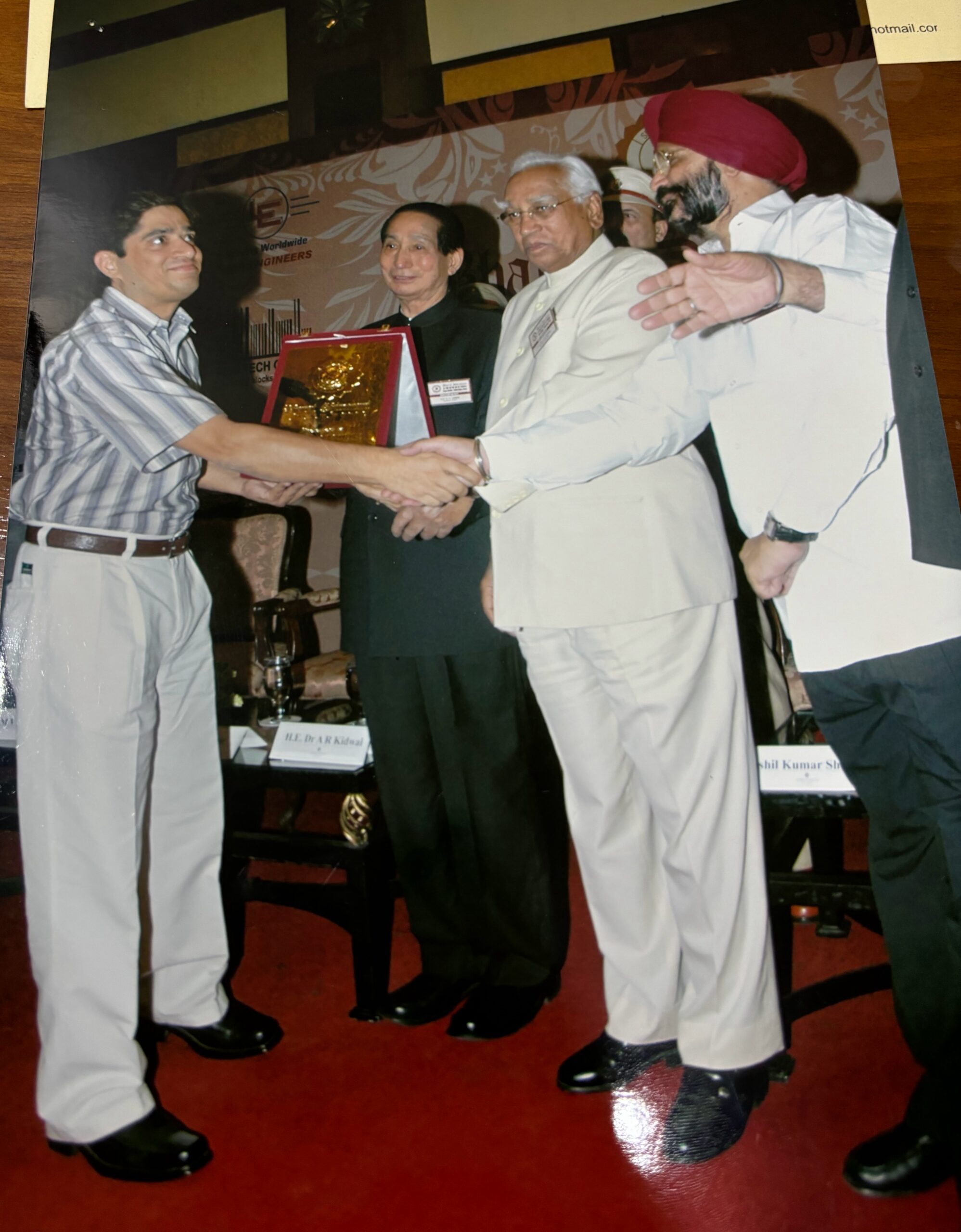 Su-Kam award recognition